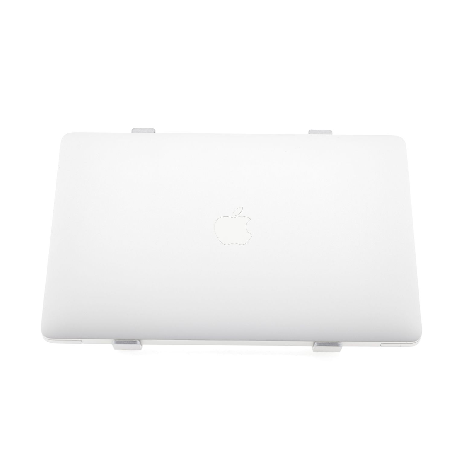 MacBook Pro 15″ Touch Bar 2019, i7 2.6 GHz, 16 GB, AMD Radeon Pro 555X 256 GB, Silver, Refurbished