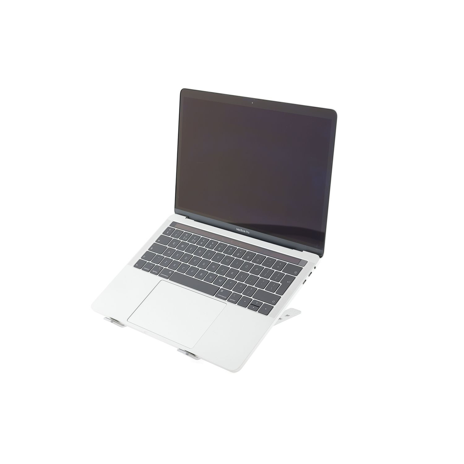 MacBook Pro 15″ Touch Bar 2019, i7 2.6 GHz, 16 GB, AMD Radeon Pro 555X 256 GB, Silver, Refurbished